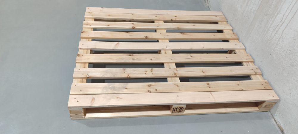 Паддоны фанерные и деревянные