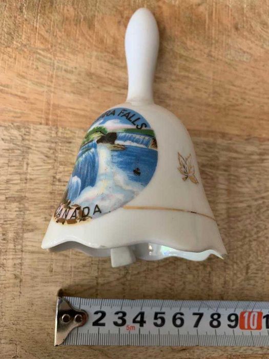 Красива стара камбанка(порцелан-Япония) -Ниагарски водопад