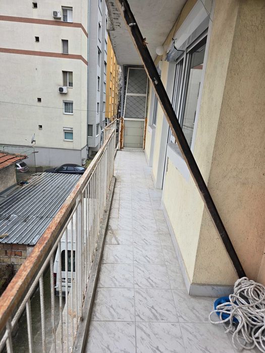 Транспортни услуги с бус