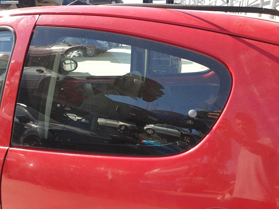 Geam Sticla de pe Usa Portiera Stanga Spate Citroen C1 2005 - 2012 [K6932]