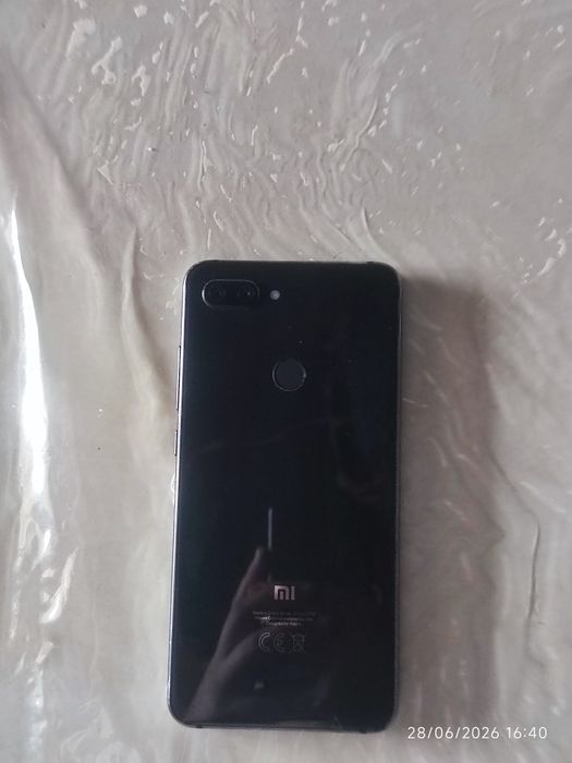 Xiaomi 8 lite batafsil pastda