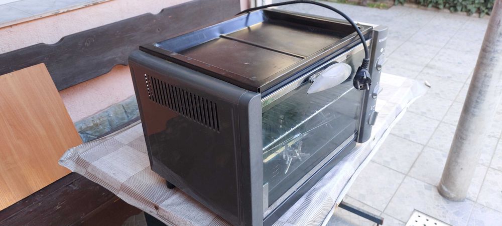 Малка фурна с грил