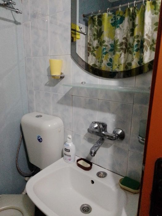 Дава се под наем Двустаен апартамент в Плевен, Дружба 1 - 80 кв.м за 255 € - Снимка #17