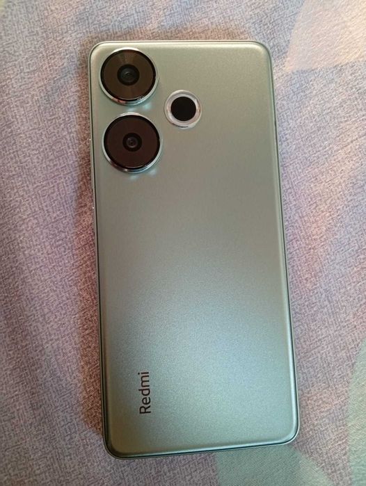 Продам Redmi turbo 3 аналог от poco f6