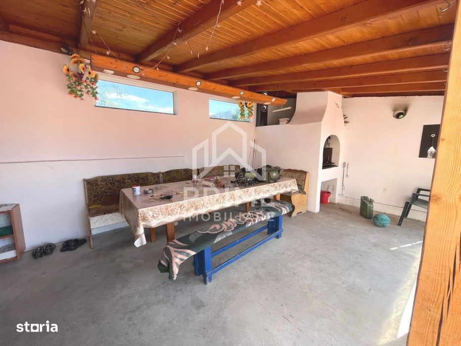 Casa de vanzare | 4 camere | terasa si foisor | Zona ultracentrala | S