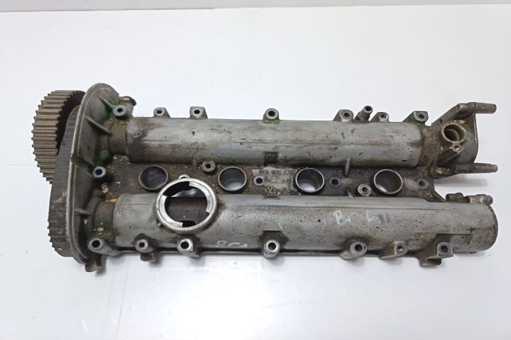 Capac chiulasa 1.4 B 036103475AQ Volkswagen VW Polo a 4-a generatie 9