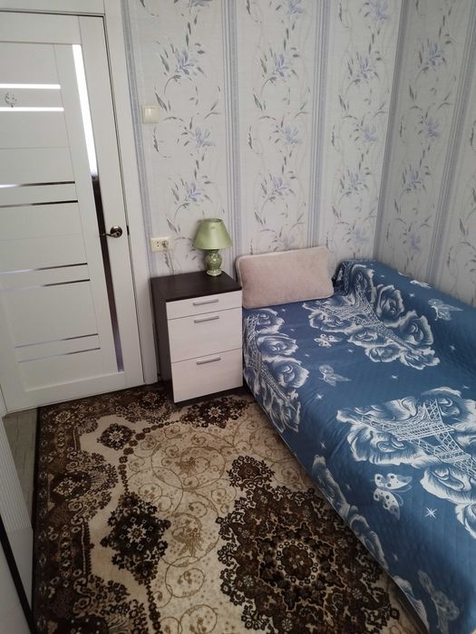 Продам 4- х комнатную квартиру.