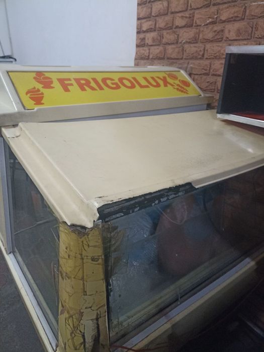 Морозильник сотилади. Минусовой производство Италия