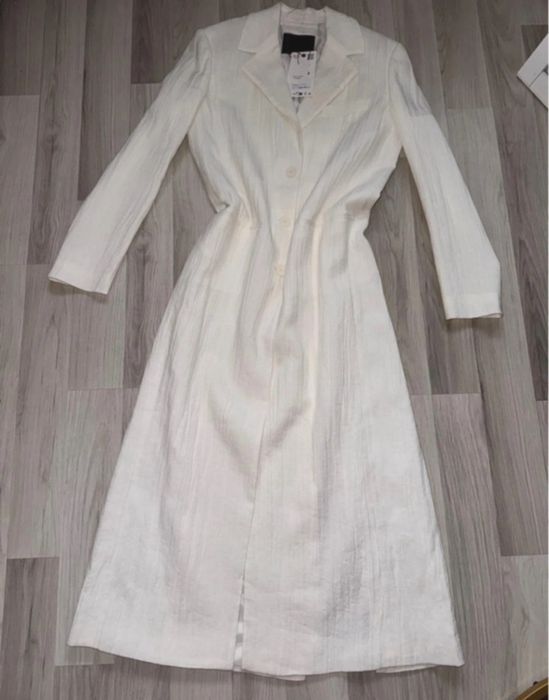 Pardesiu din in zara Xs