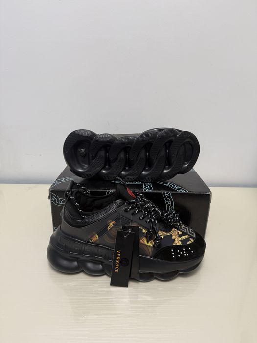 Versace Chain Reaction