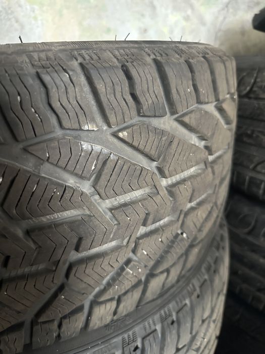 Зимни гуми Kormoran 245/40/18