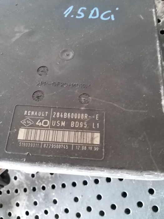 Tablou panou sigurante 1.5 dci renault megane 3 284b60008r