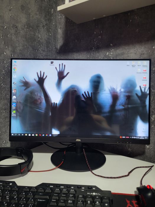 Продам монитор Maxal 60 GH