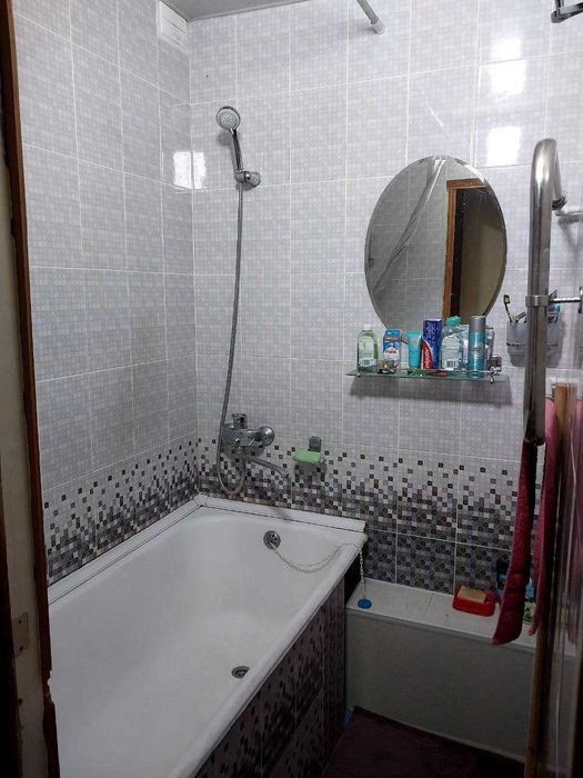 Коракамишда 3 хона сотилади