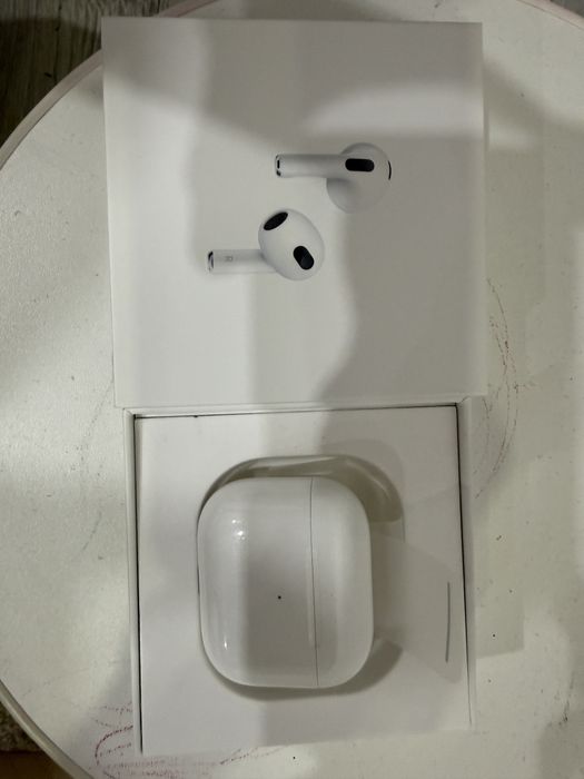 Продам air pods 3