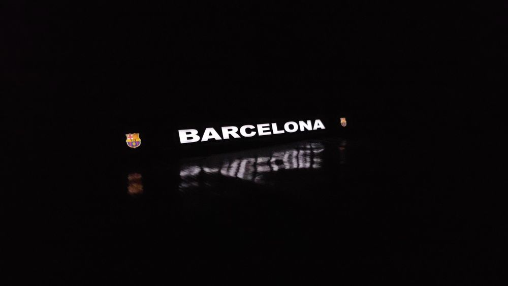 "Real Madrid" va "Barcelona" yozuvli led-podnomerniklar sotiladi!