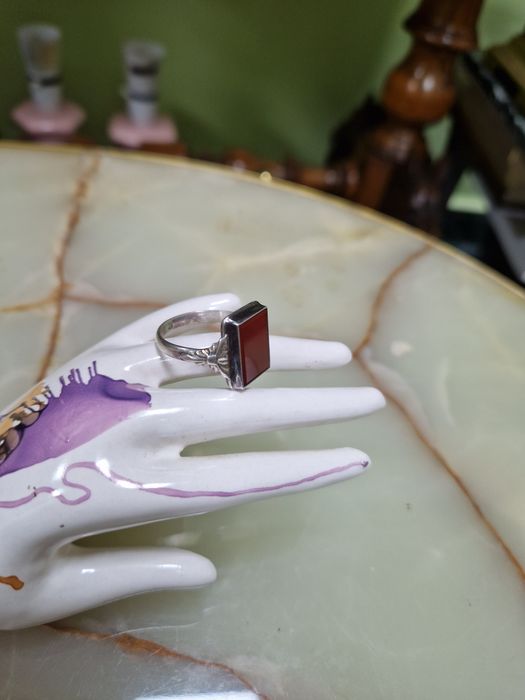 Старинен превъзходен антикварен сребърен пръстен с карнеол