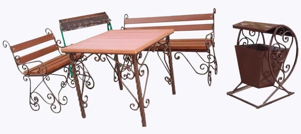 Столы кованые в наличии