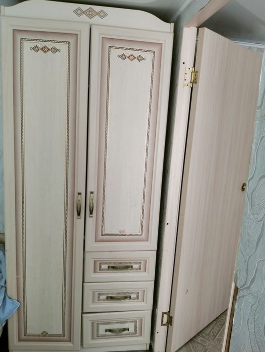 Продам шкаф 40000