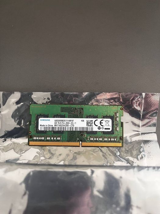 Продам  озу 4гб ddr4