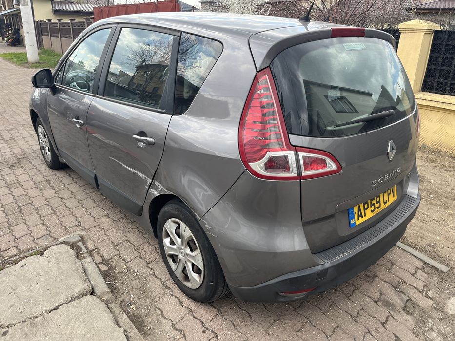 Piese scenic 3 2010 , 15 dci