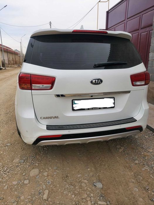 Kia Carnival в рассрочку без банка