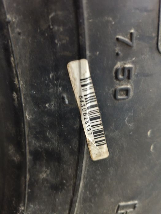 Yangi 2017-yil sotob olingan, taqilmagan