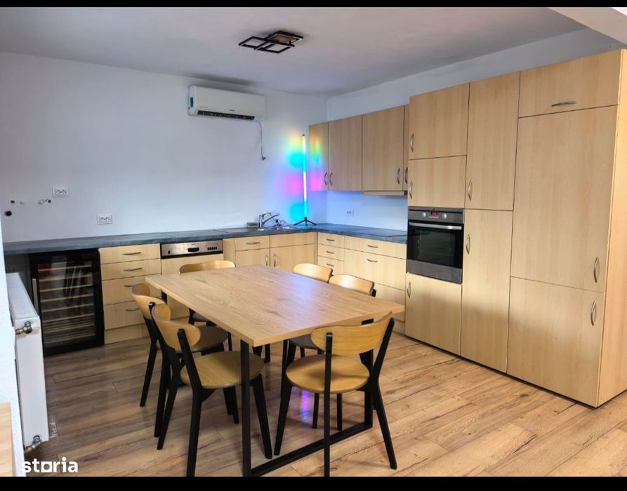 Vând casă Mihaesti