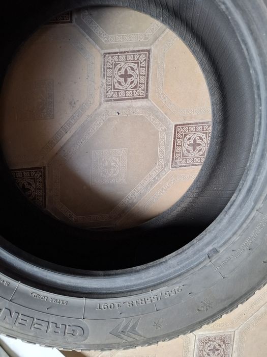 Зимние шины 255/55/R18