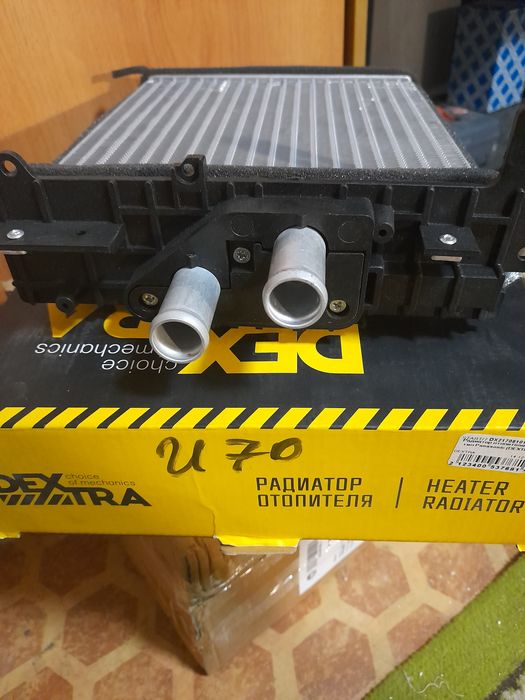 Радиатор  отопителя. Лада.
