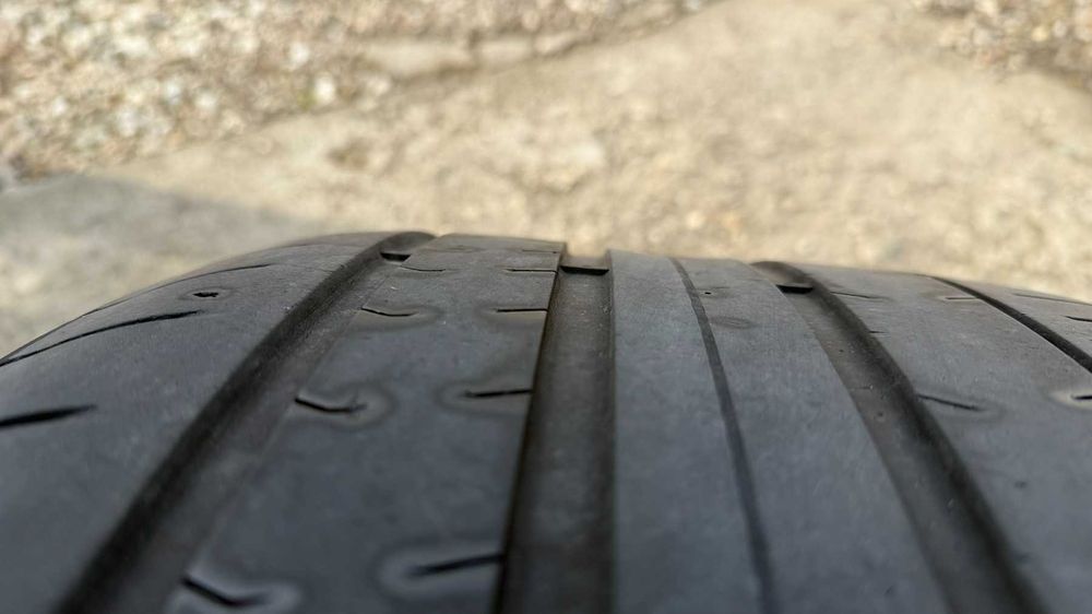 Летни гуми Pirelli PZero 315/35/21 и 275/40/21 спорт пакет