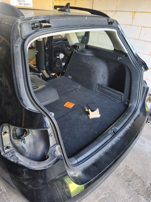 Cheder ușă portbagaj Volkswagen Passat B6 break variant 2005-2010