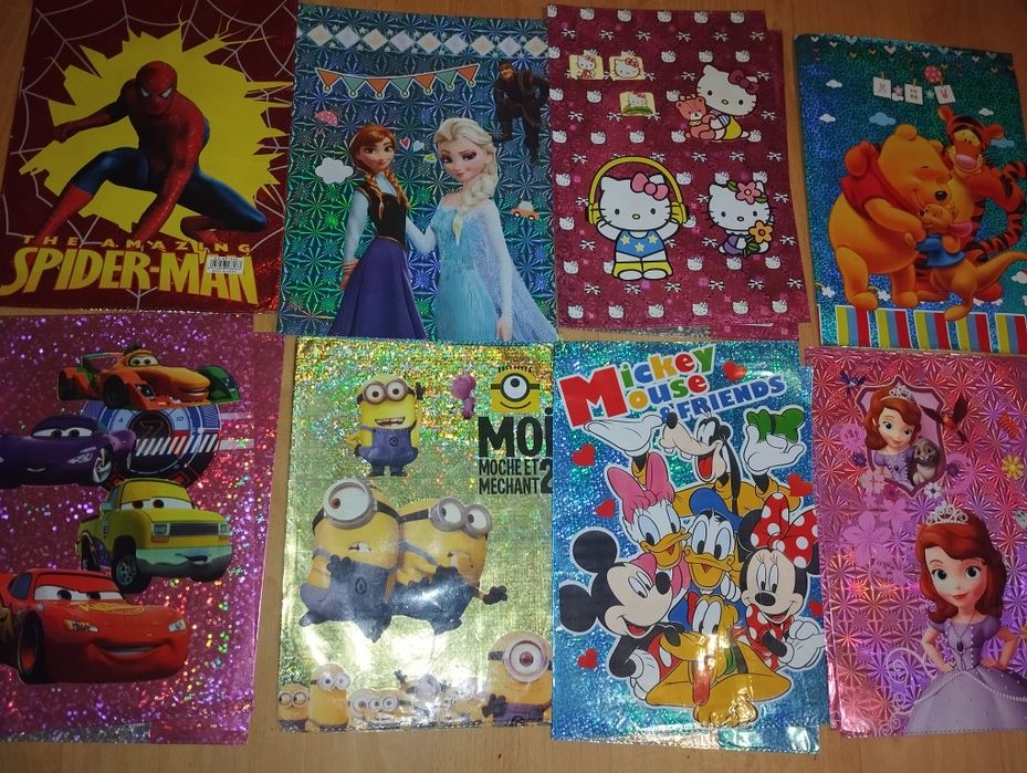 Coperți noi 3D pt cărti /caiete 10 buc 100 lei, cadou trusà geometri