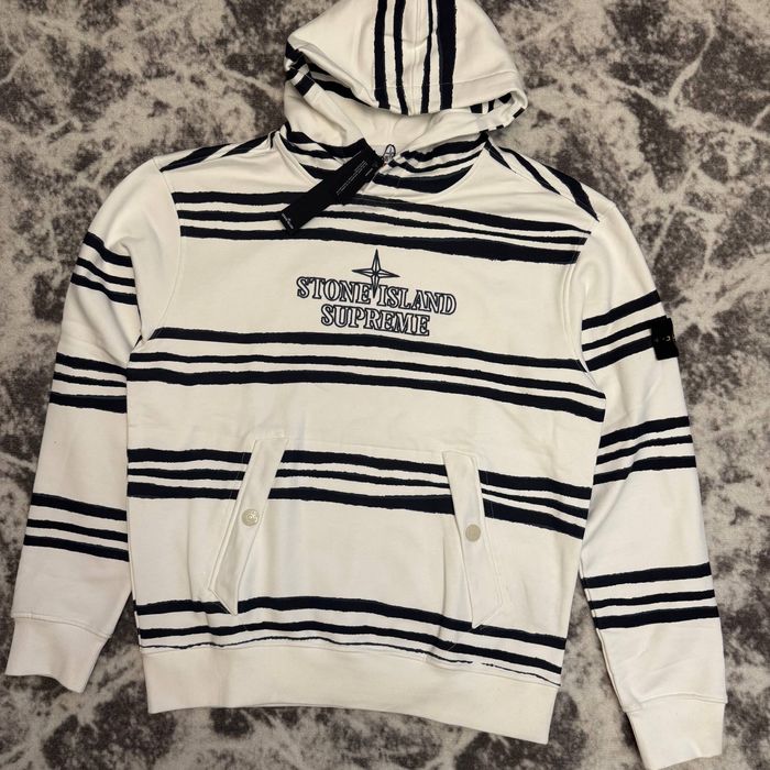 Худи Stone Island x Supreme.