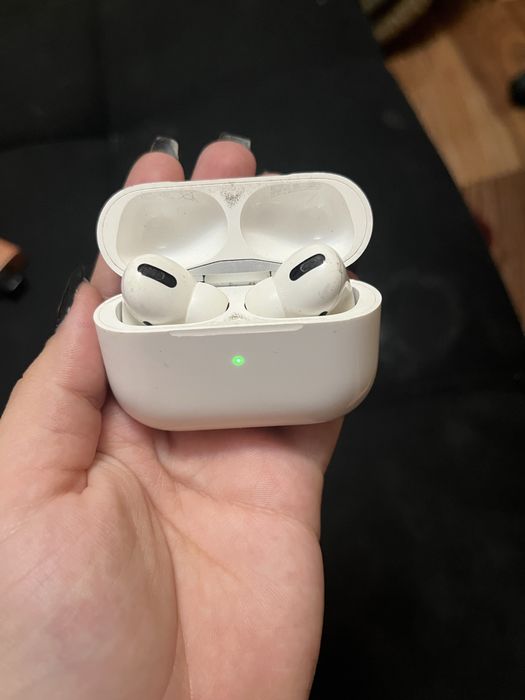 Наушники AirPods Pro с коробкой