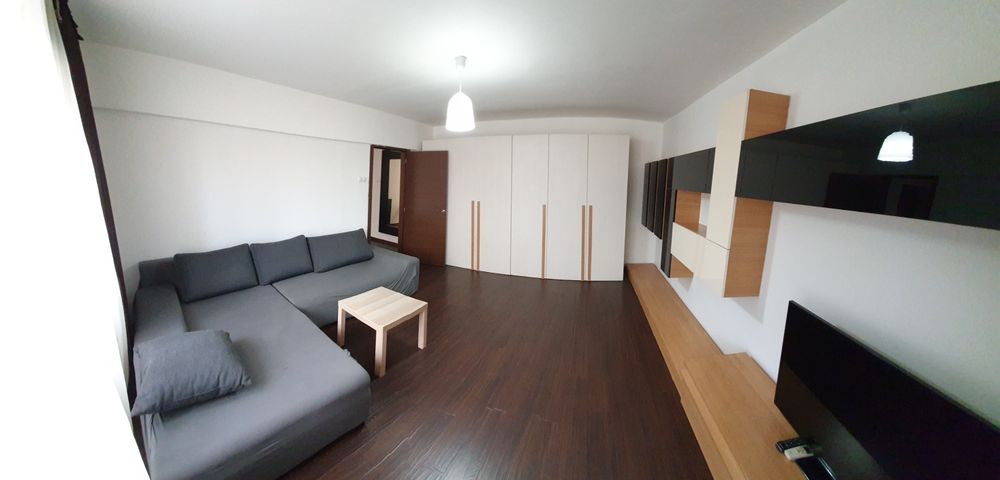 Închiriez apartament Bld. Octavian Goga stradal, vedere stradala
