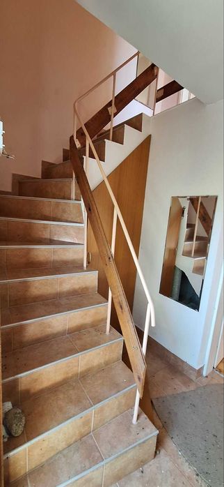 къща в село Планиница (област Перник)