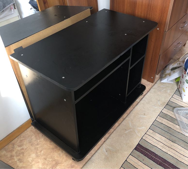 Продам тумбочку, шкафчик