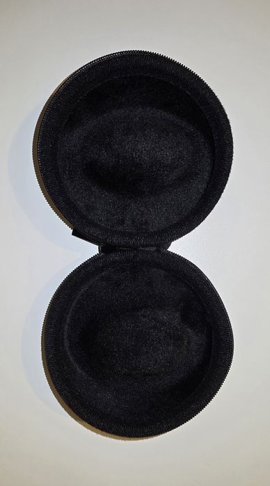 Продам чехол (кейс) для наручных часов