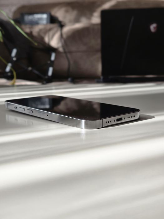 IPhone 13 Pro 128gb (с гаранция)