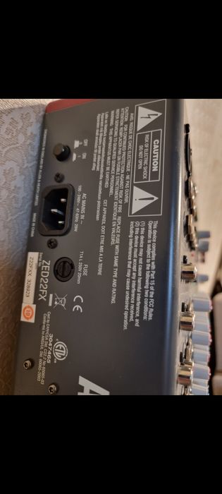 Пульт Allen Heath ZED 22FX