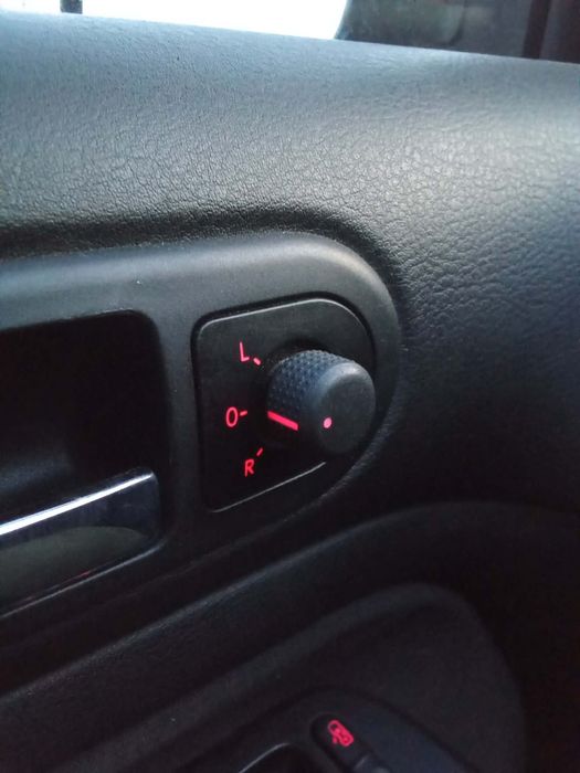 Golf 4 1.6 SR urgent