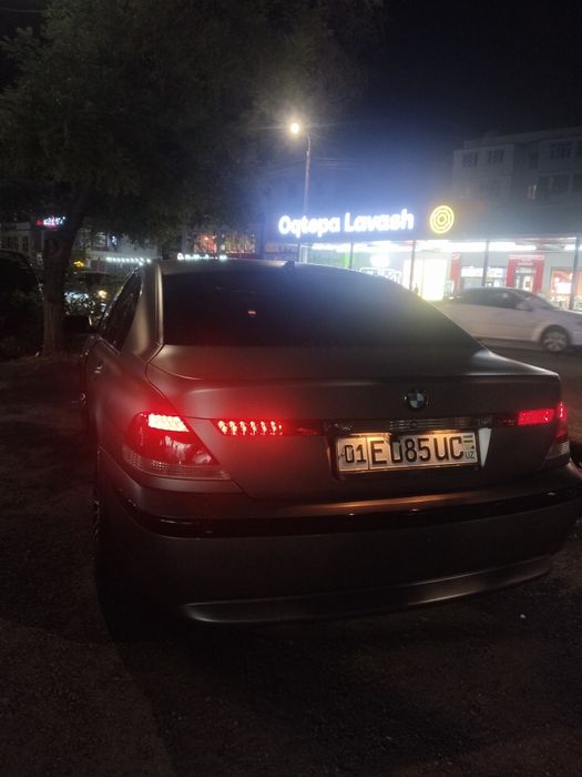 BMW 735 E65                .