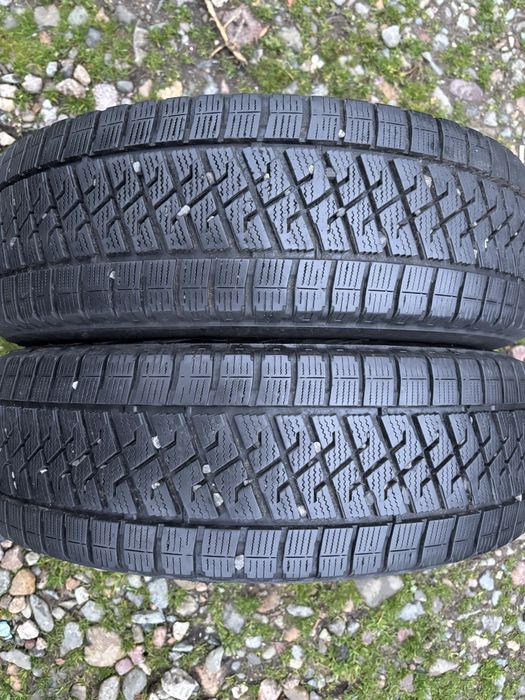205/65 R16C 2бр зимни гуми 2022 година