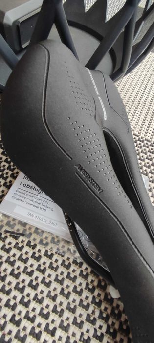 Чисто нови седалки за колело