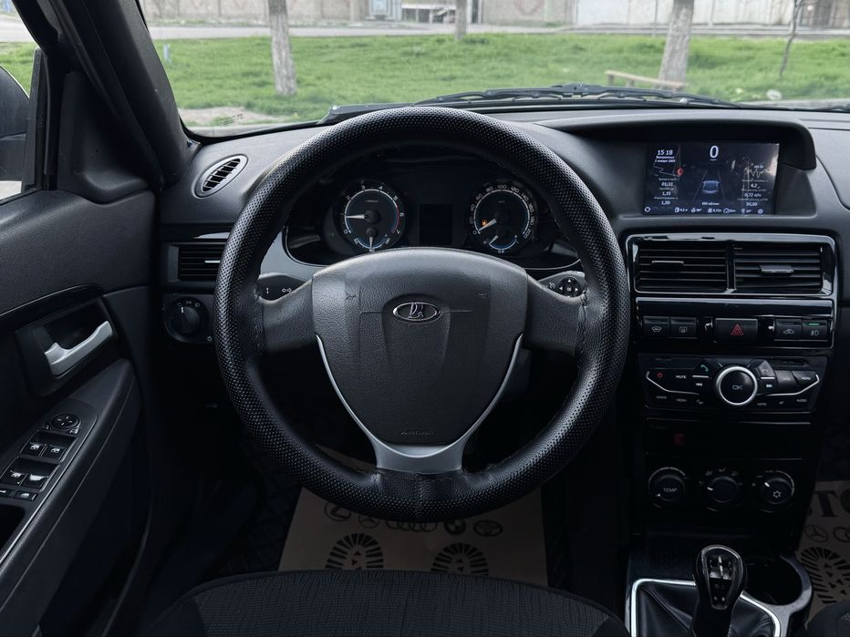 Lada Ваз Priora Приора Хэтчбек