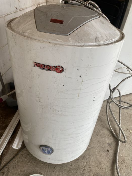 Продам боллер в среднем состоянии