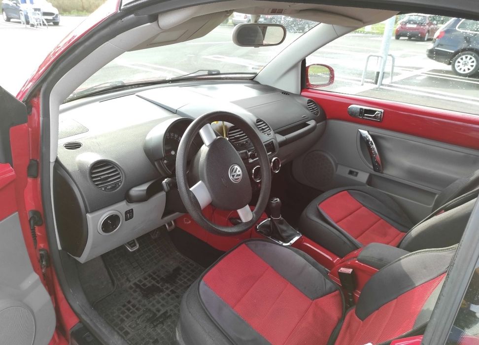 VOLKSWAGEN New Beetle 2003 — imagine 4