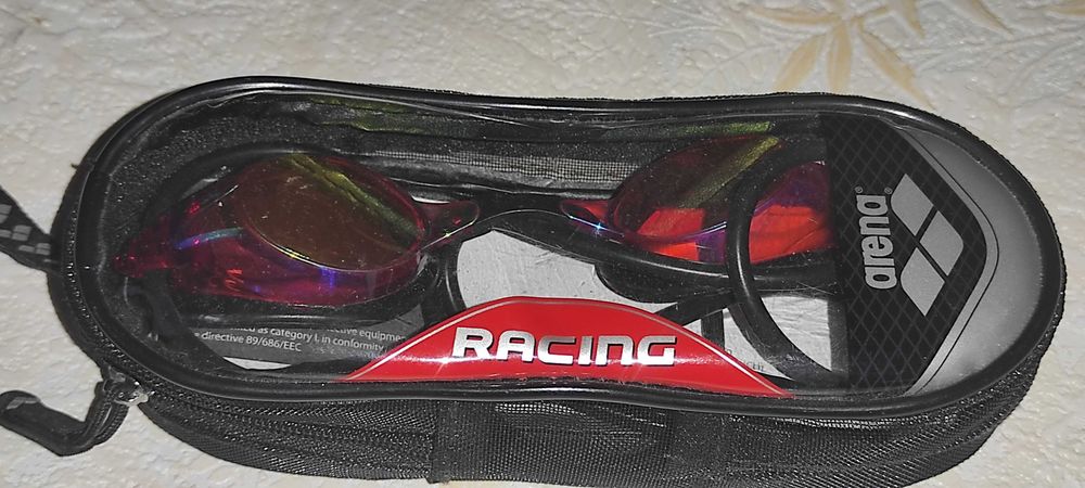 Ochelari pt. inot noi nefolositi ARENA RACING