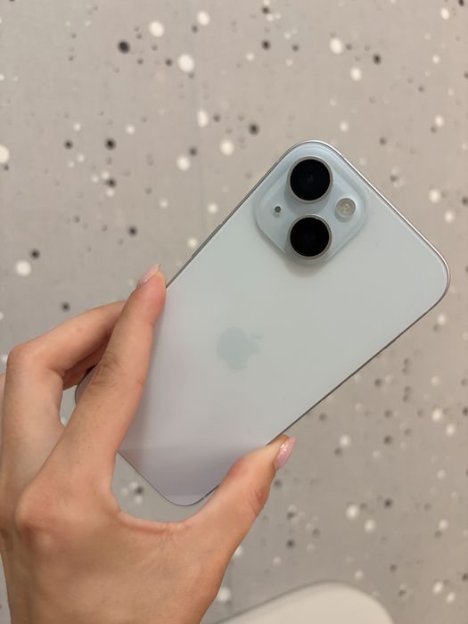 IPhone 15 на 256гб
